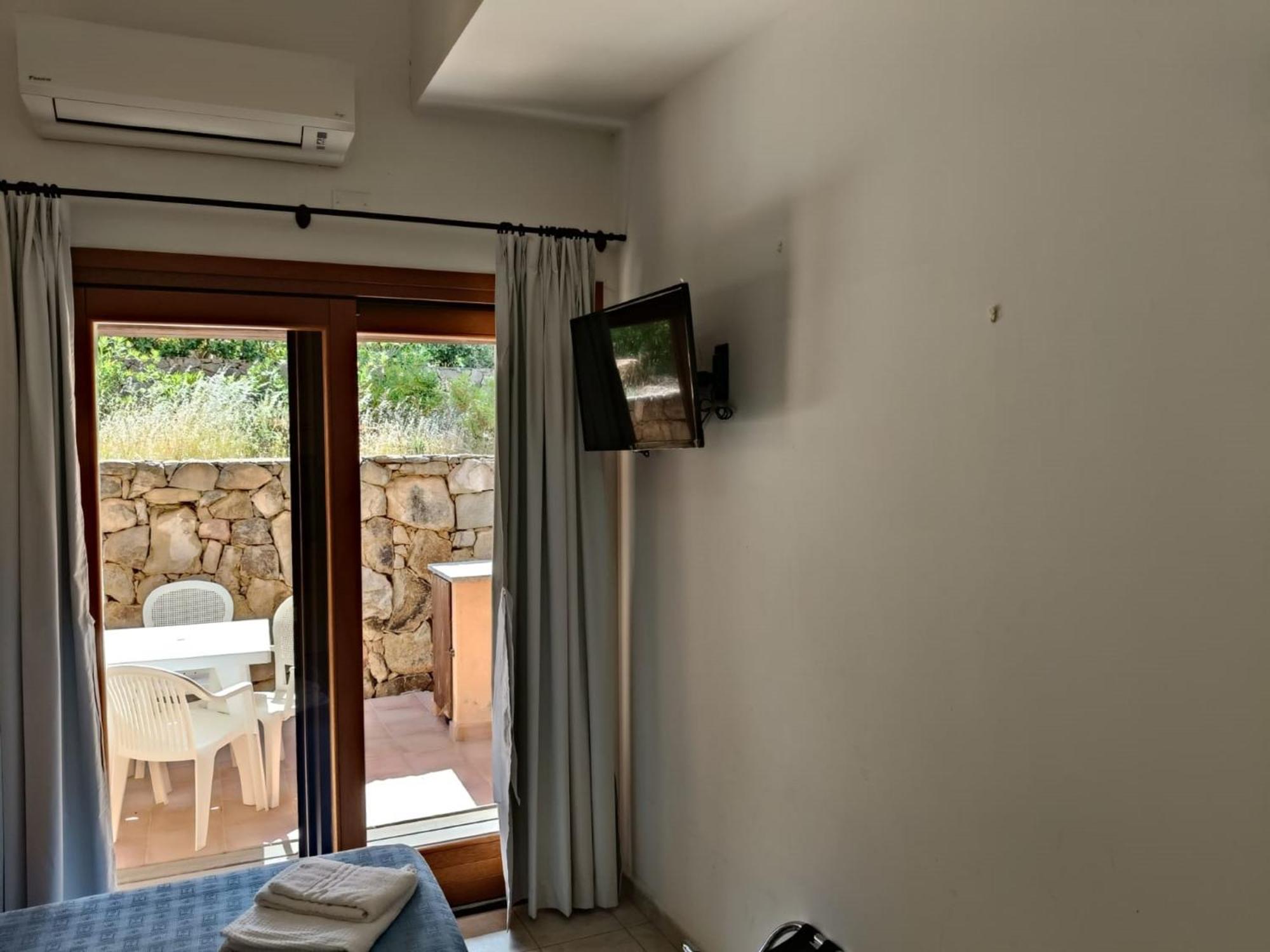 Hotel Porto Puddu - Il Nido Dei Gabbiani Porto Pollo Exterior foto
